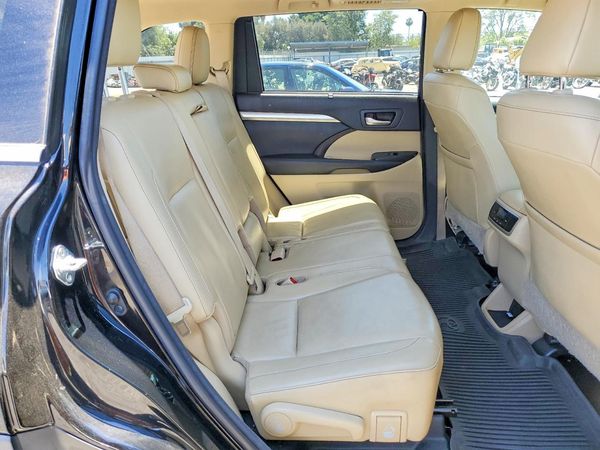2016 TOYOTA HIGHLANDER Base/Hybrid