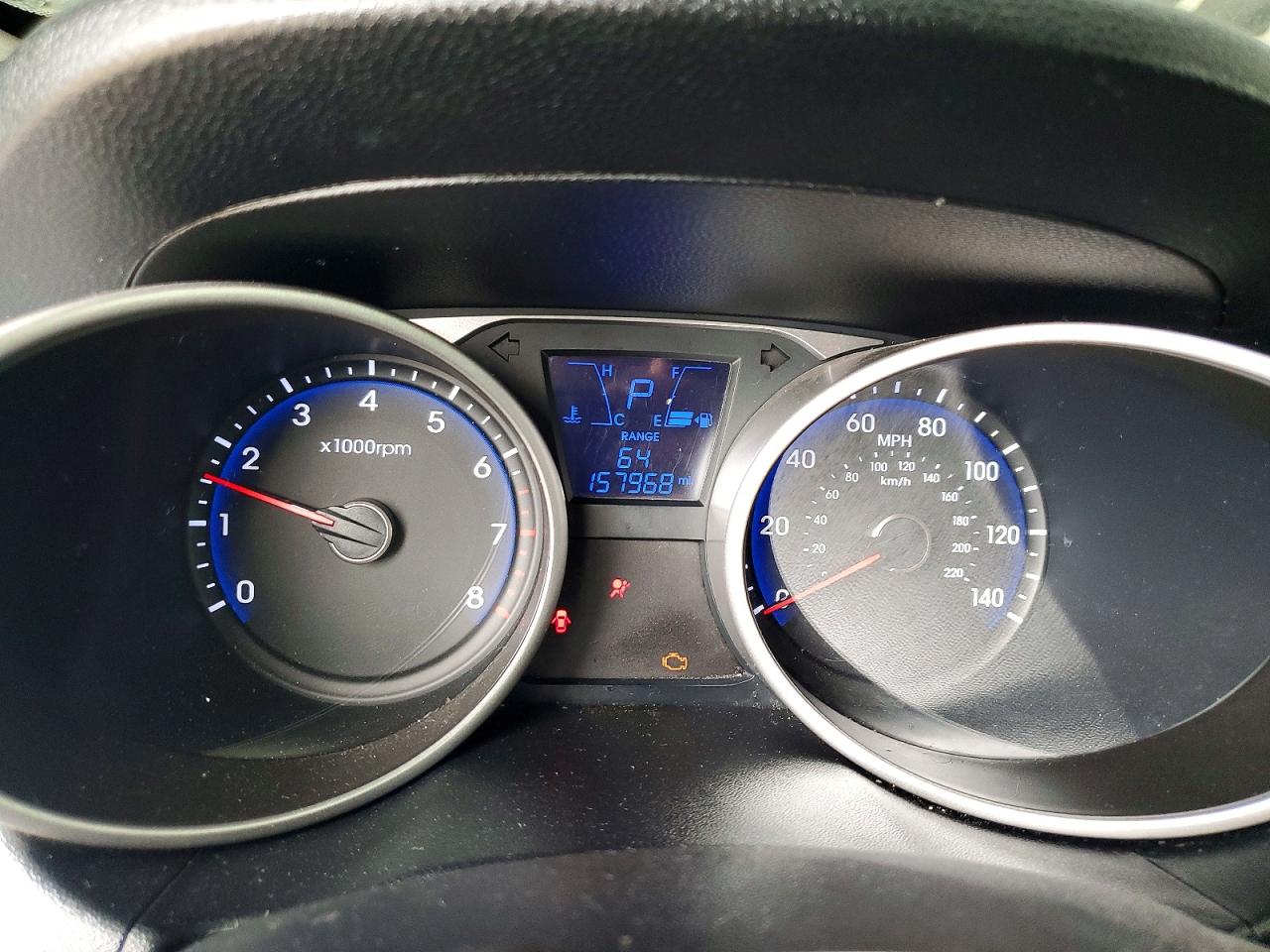 2015 HYUNDAI TUCSON GL (Middle-Low)