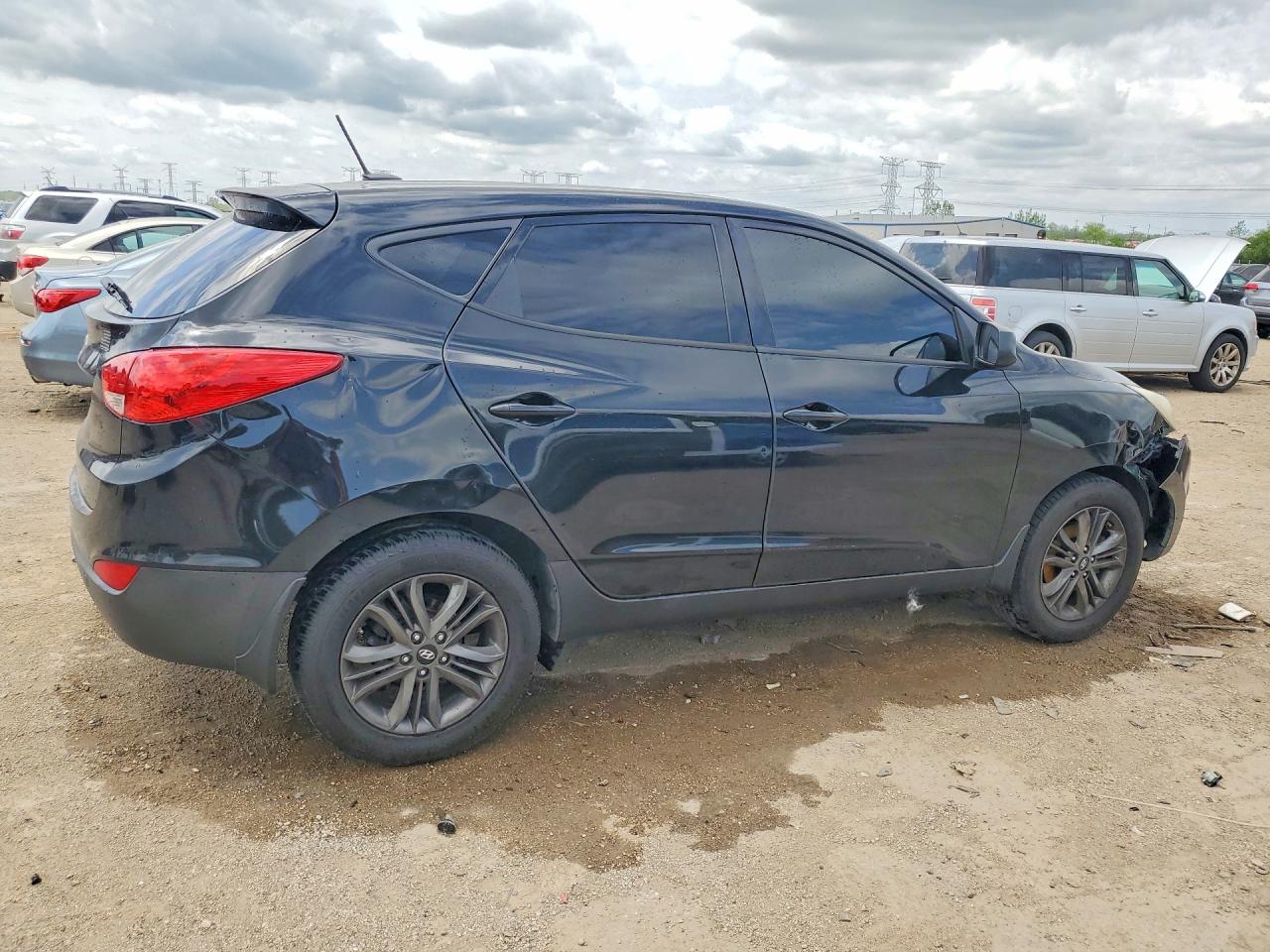 2015 HYUNDAI TUCSON GL (Middle-Low)