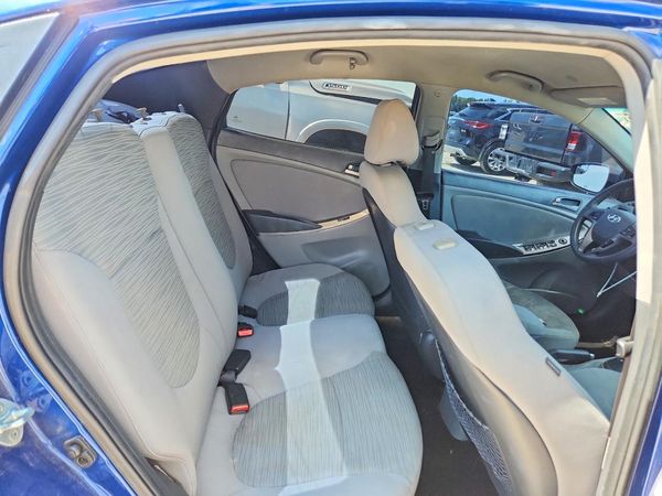 2015 HYUNDAI ACCENT
