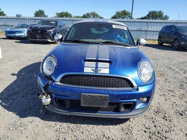 2013 MINI COOPER COUPE