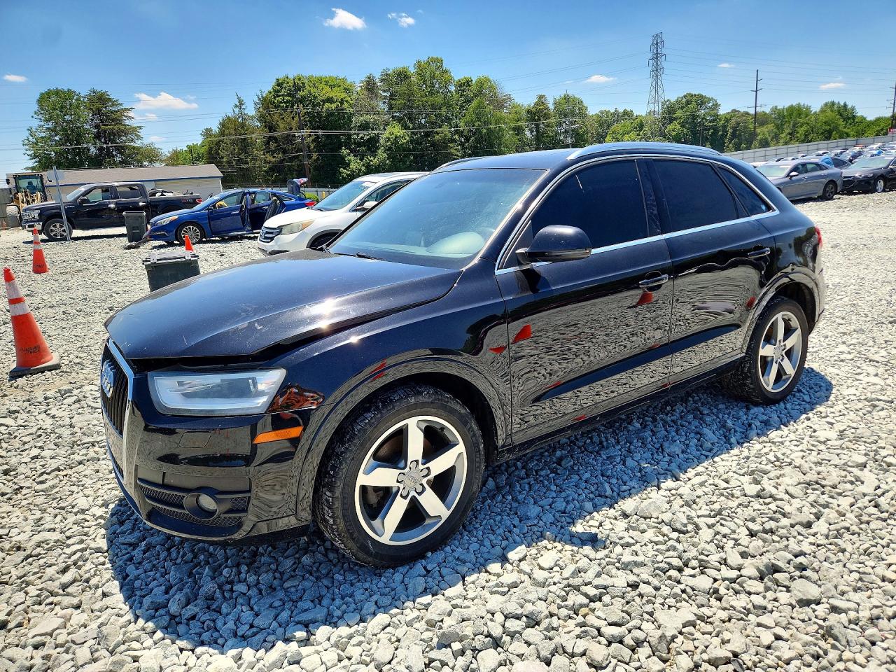2015 AUDI Q3