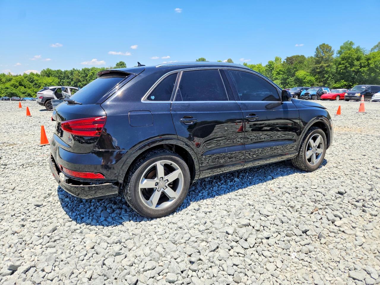 2015 AUDI Q3