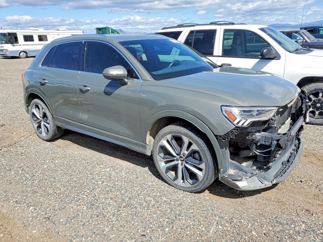 2019 AUDI Q3