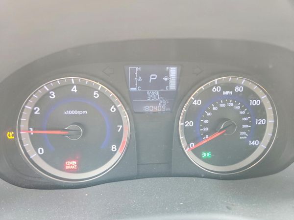 2016 HYUNDAI ACCENT