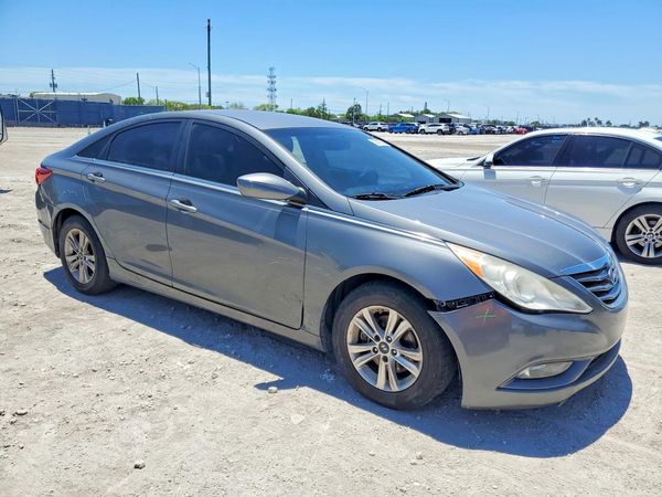 2013 HYUNDAI SONATA