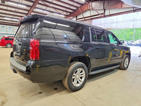 2019 CHEVROLET SUBURBAN LS