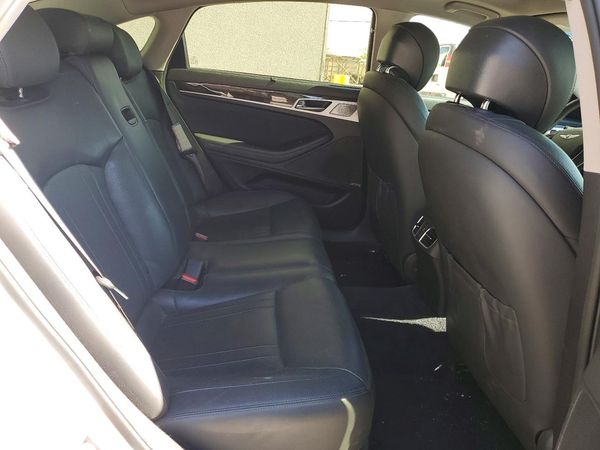 2018 GENESIS G80