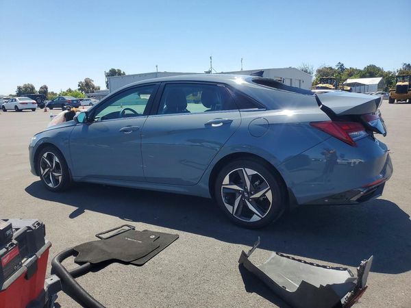 2022 HYUNDAI ELANTRA