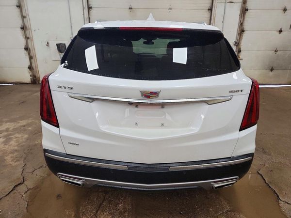 2025 CADILLAC XT5