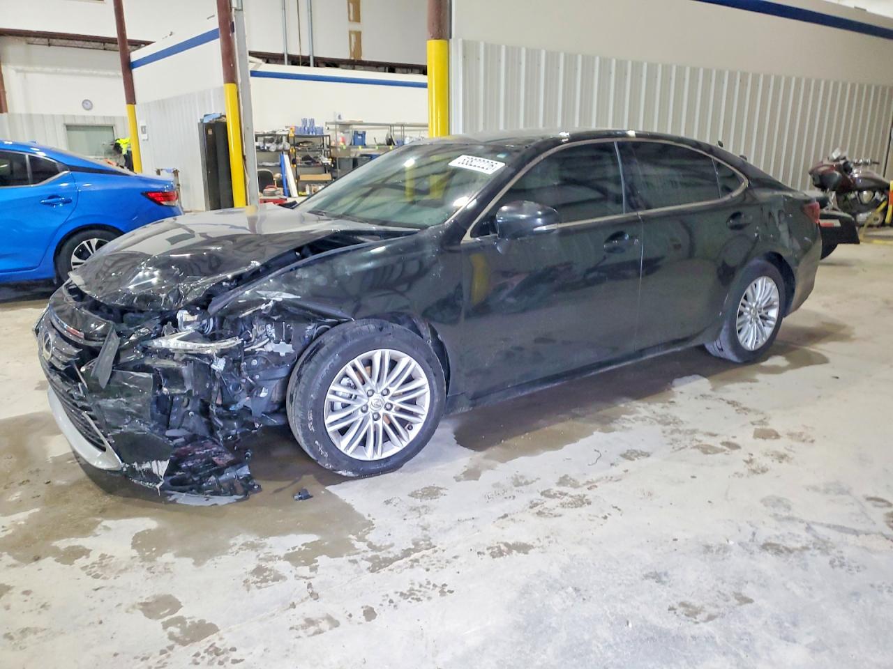2016 LEXUS ES