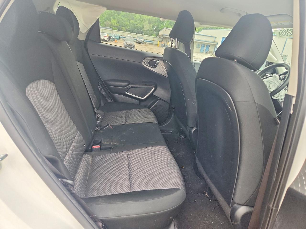 2025 KIA SOUL LX, S