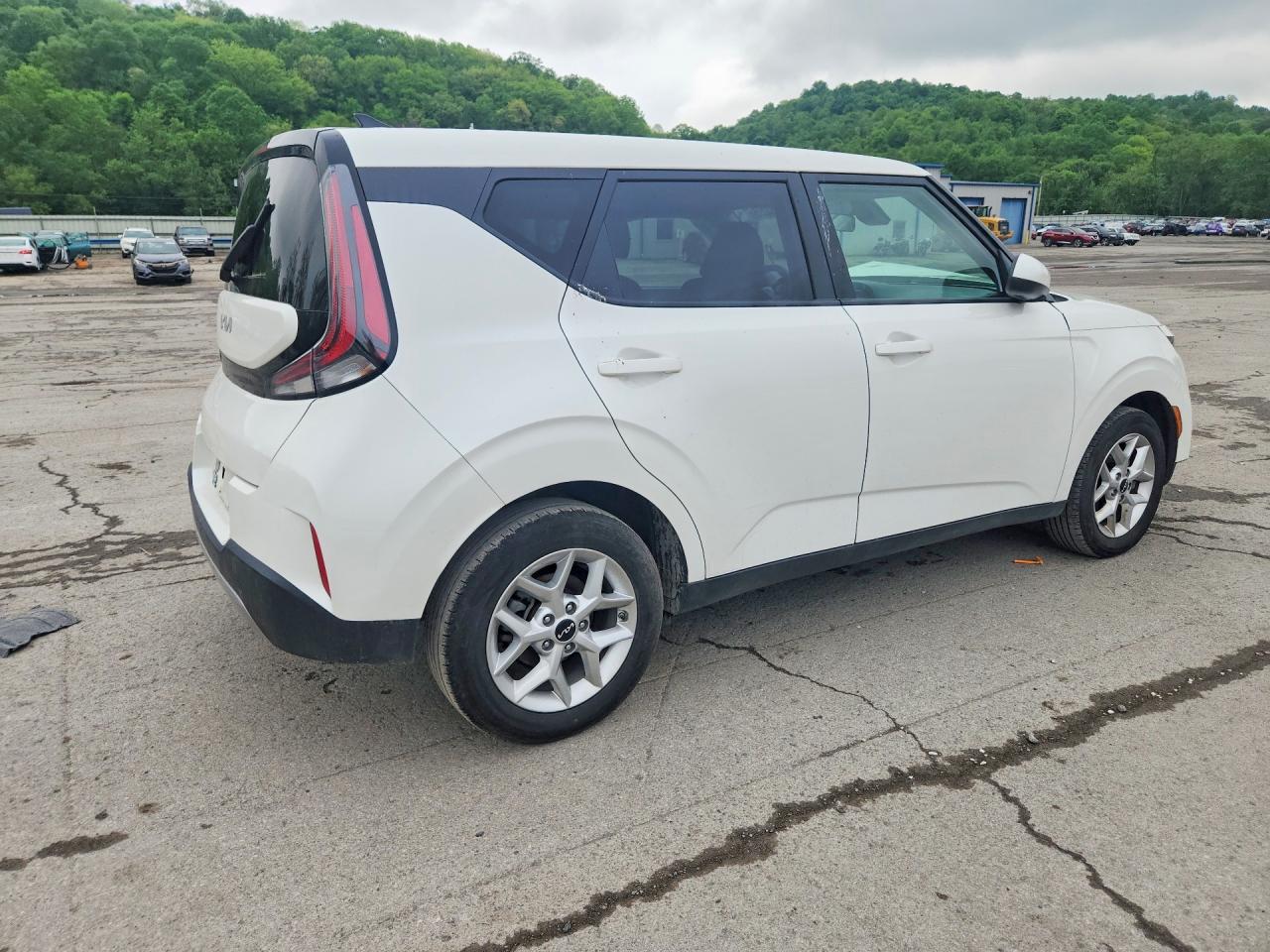 2025 KIA SOUL LX, S