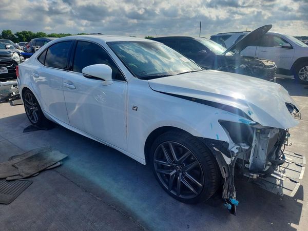 2019 LEXUS IS