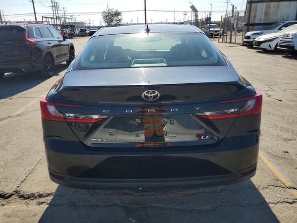 2025 TOYOTA CAMRY