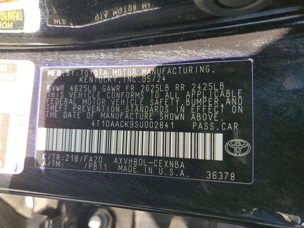2025 TOYOTA CAMRY