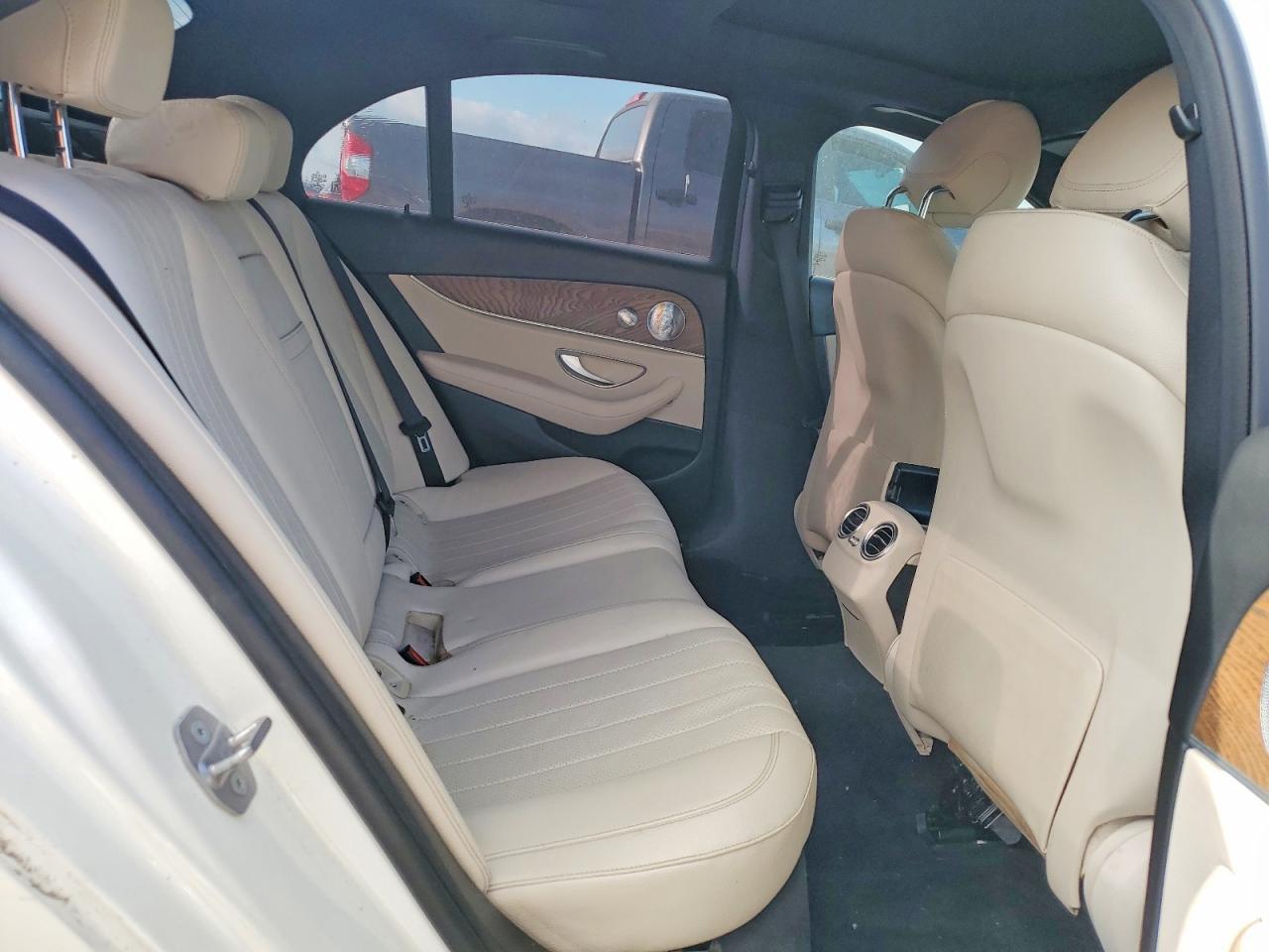2017 MERCEDES-BENZ E E300-4M