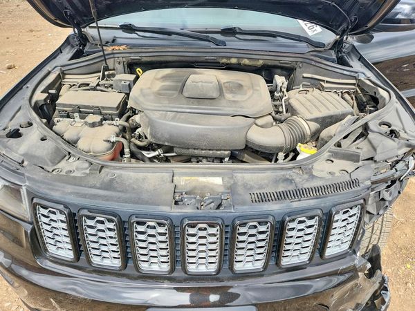 2020 JEEP GRAND CHEROKEE LAREDO 4X4