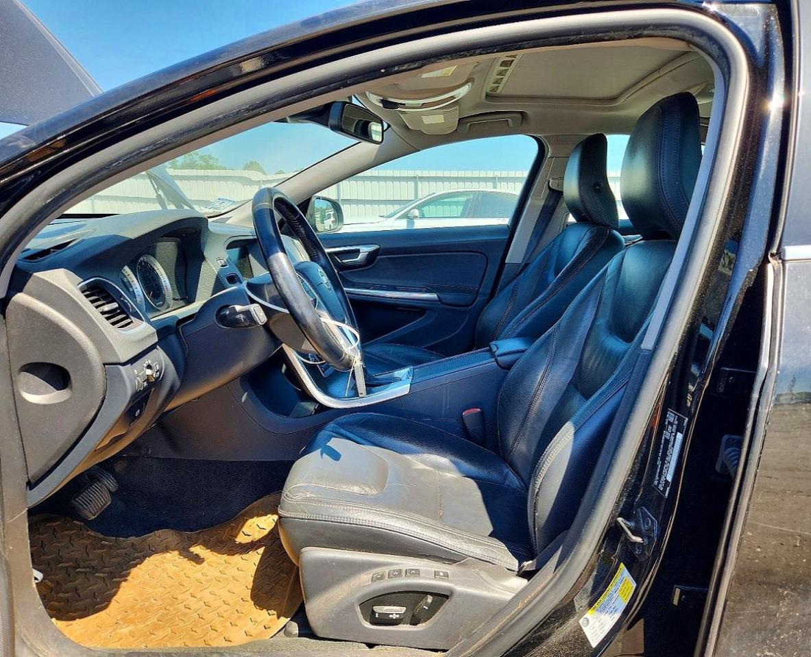 2013 VOLVO S60