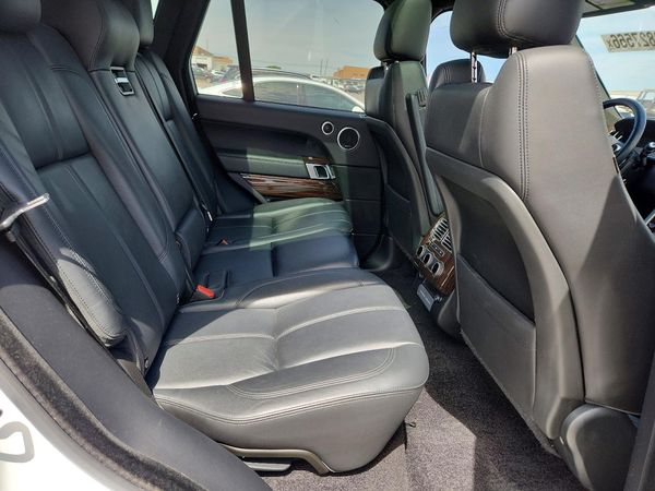 2017 LAND ROVER RANGE ROVER Base