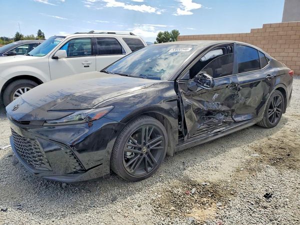 2026 TOYOTA CAMRY