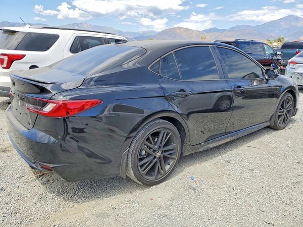 2026 TOYOTA CAMRY