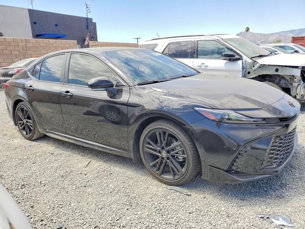 2026 TOYOTA CAMRY