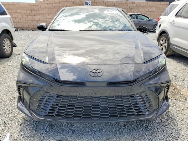 2026 TOYOTA CAMRY
