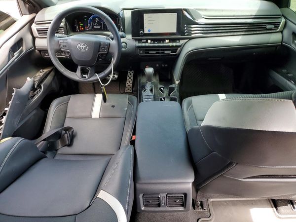 2026 TOYOTA CAMRY