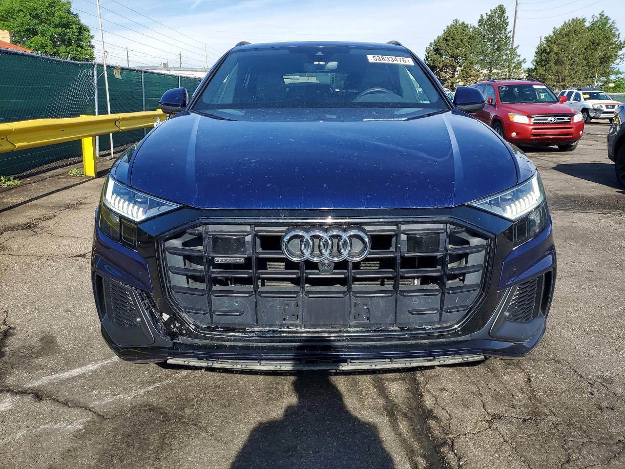 2020 AUDI Q8