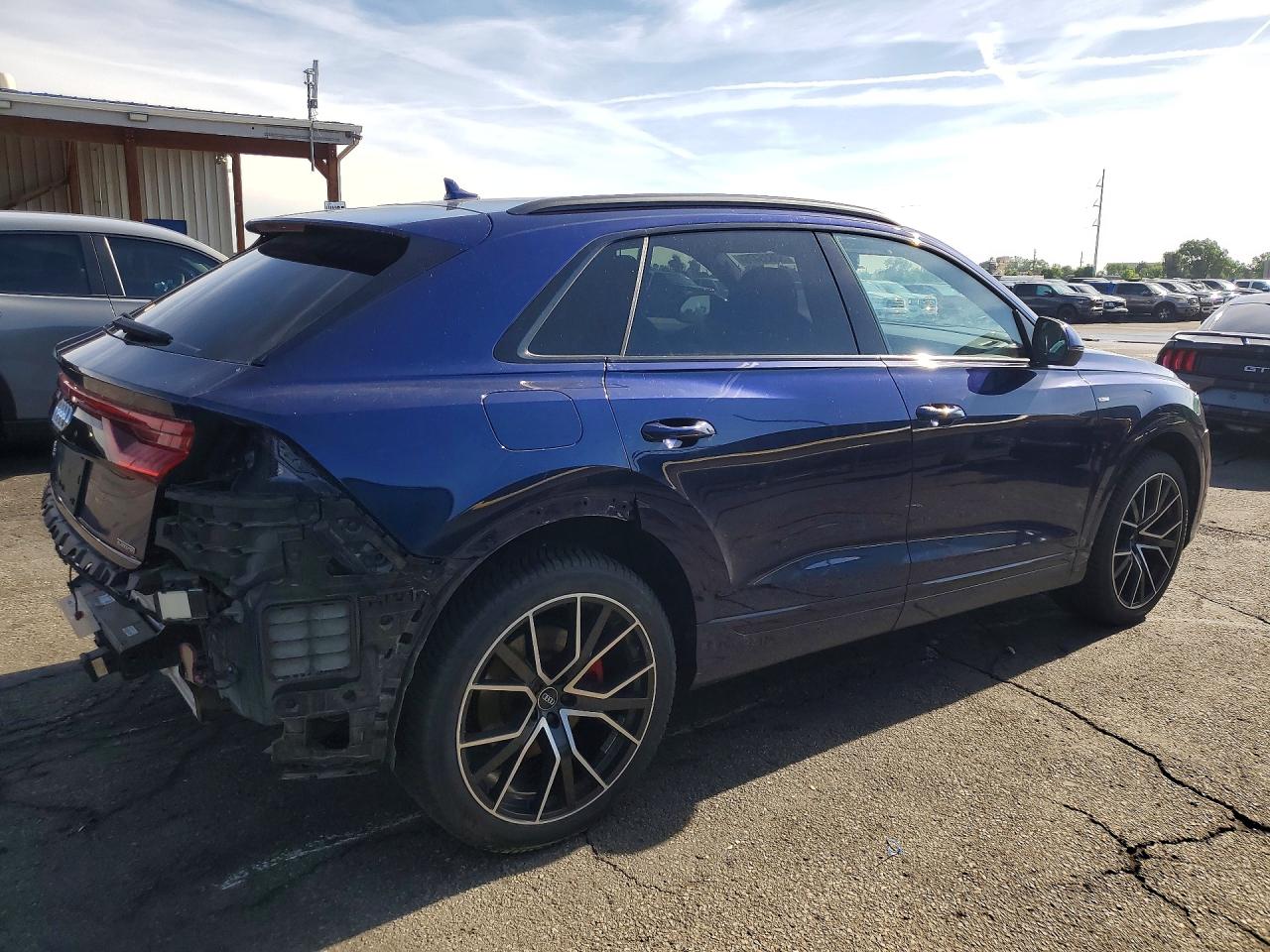 2020 AUDI Q8