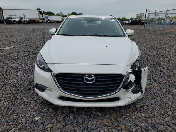 2018 MAZDA 3 Touring