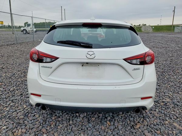 2018 MAZDA 3 Touring