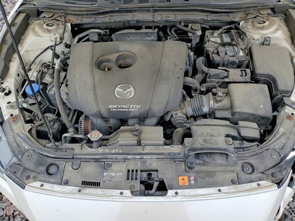 2018 MAZDA 3 Touring