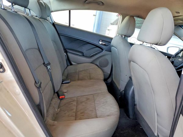 2015 KIA FORTE GL(Middle-low grade)