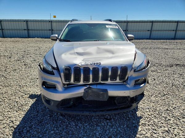 2016 JEEP CHEROKEE LATITUDE 4X4