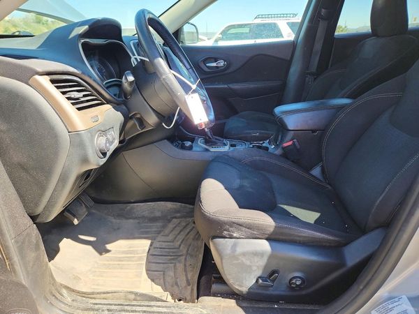 2016 JEEP CHEROKEE LATITUDE 4X4