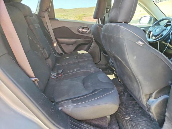 2016 JEEP CHEROKEE LATITUDE 4X4