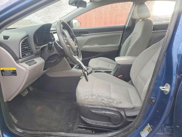 2017 HYUNDAI ELANTRA