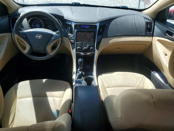 2012 HYUNDAI SONATA Middle-low level