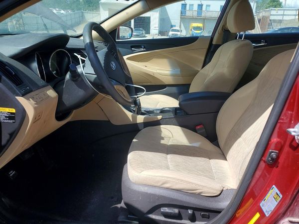 2012 HYUNDAI SONATA Middle-low level