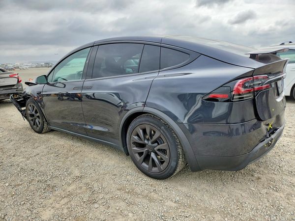 2025 TESLA MODEL X