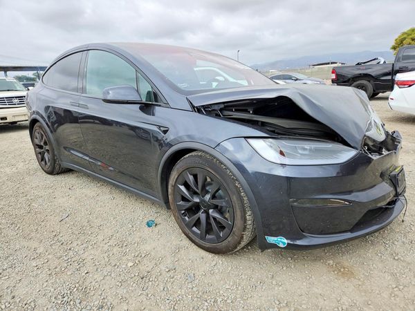 2025 TESLA MODEL X