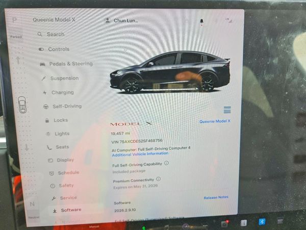 2025 TESLA MODEL X