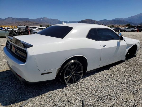 2018 DODGE CHALLENGER SXT