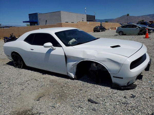 2018 DODGE CHALLENGER SXT