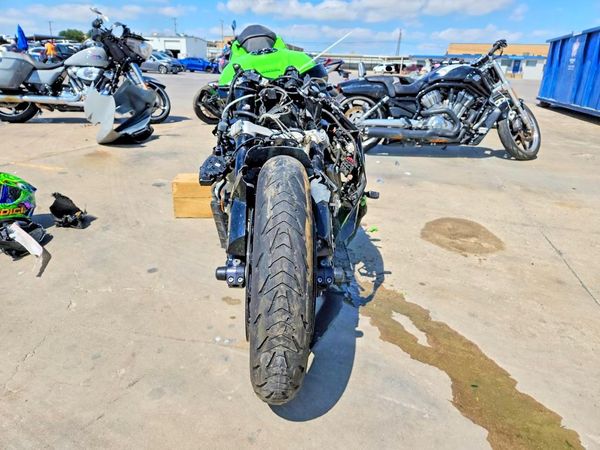 2020 KAWASAKI ZX1002