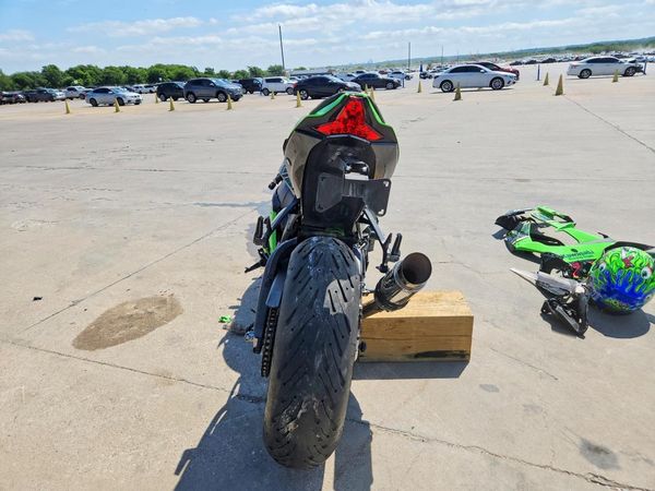 2020 KAWASAKI ZX1002