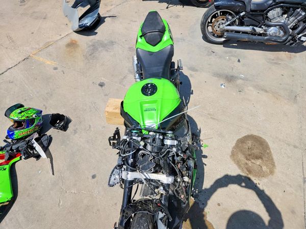 2020 KAWASAKI ZX1002