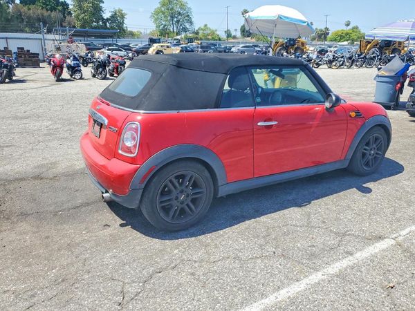 2013 MINI COOPER